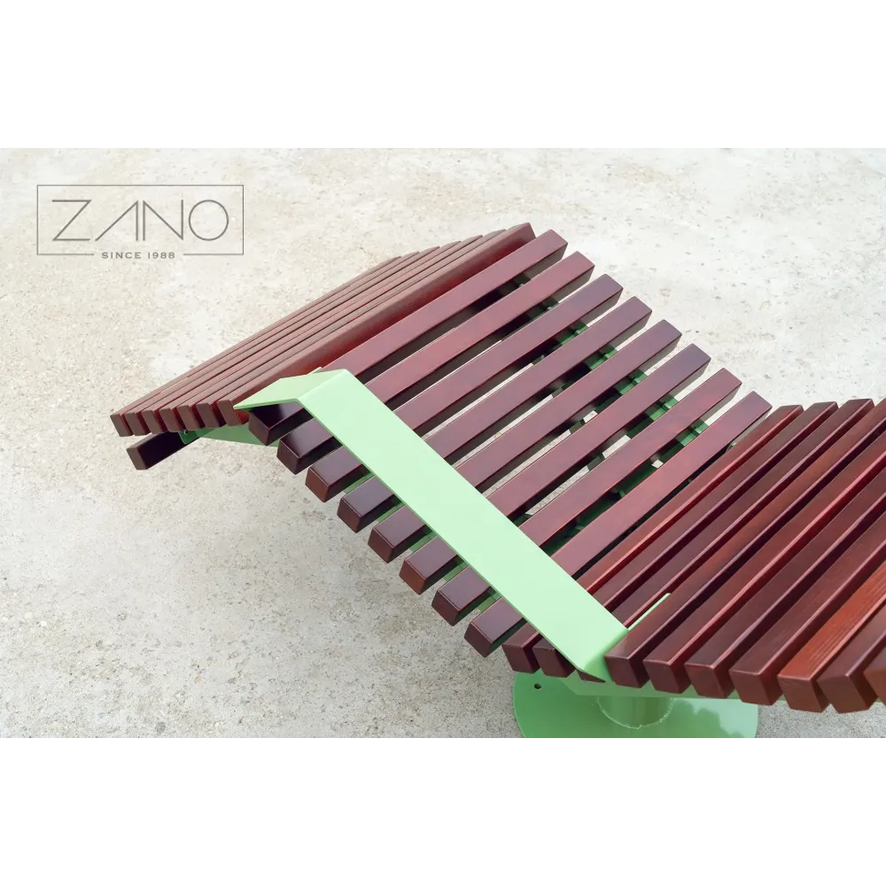 Swivel lounger Flash
