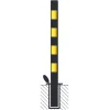 Barrier post painted black without rings