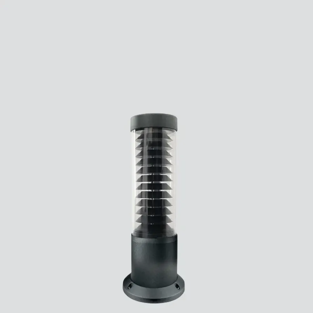 Maxima 385F0/WR8.X3-Small Poles - Bollard H. 570 with anti-glare louvre