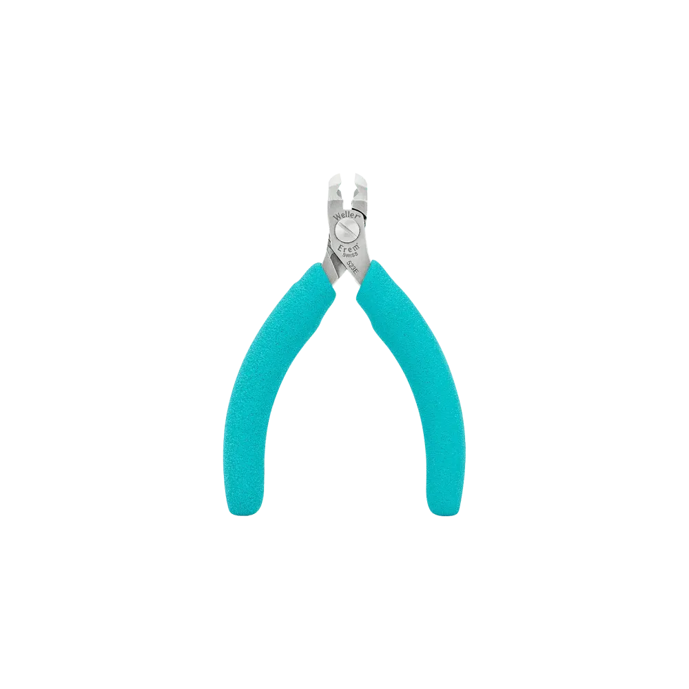 Pointed cutter, angled, wide, robust head
