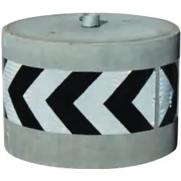 Concrete bollard