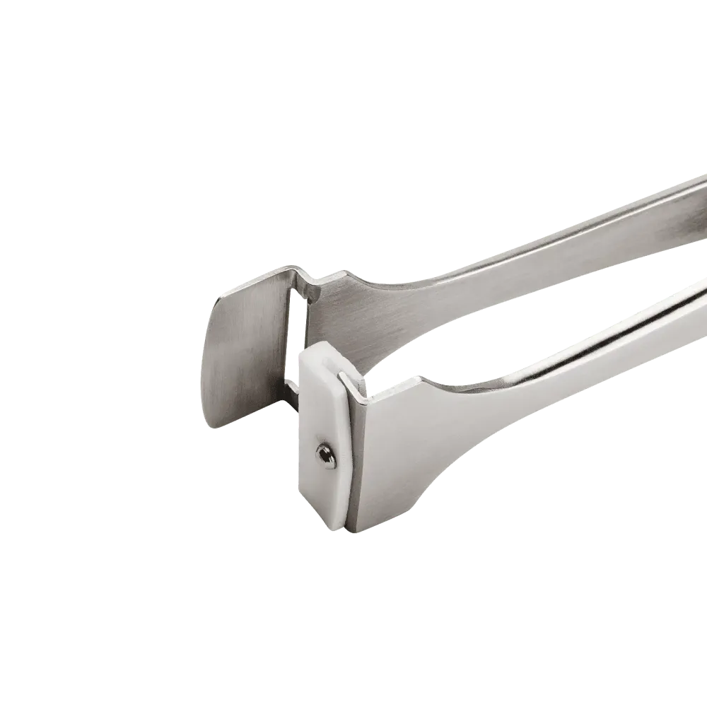Wafer tweezers with freely movable upper blade made of Teflon