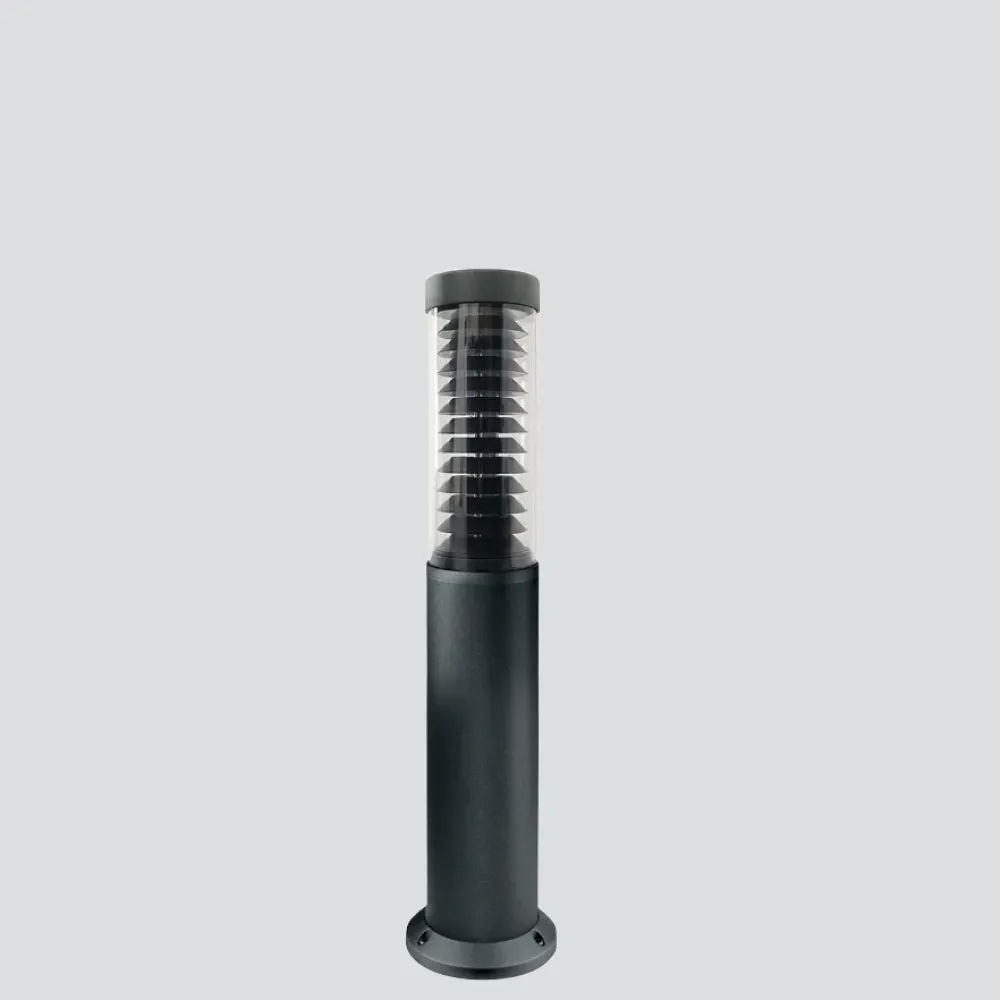 Maxima 385F2/NR8.X3-Small Poles - Bollard H. 1000 with anti-glare louvre