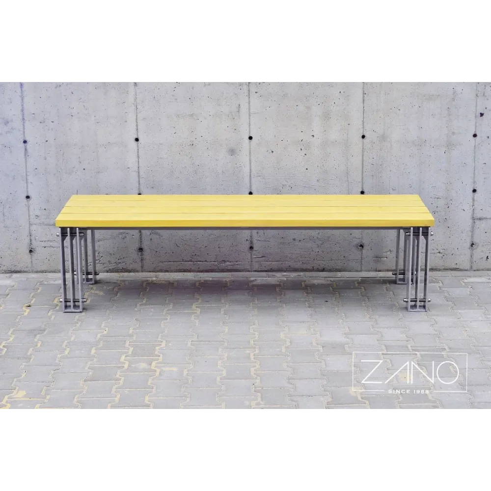 Tristad Bench