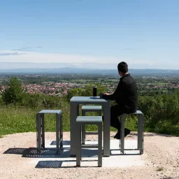 Zig&Zag High Stool