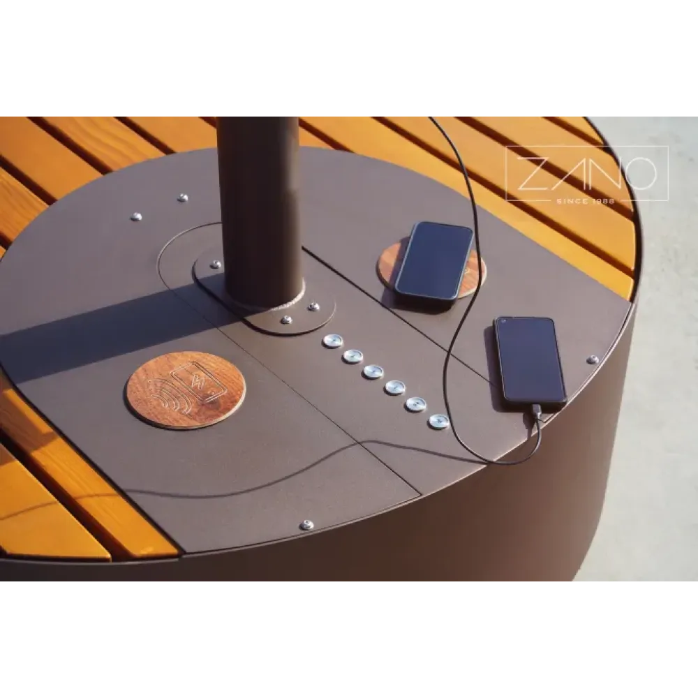 Solar charging station Universe