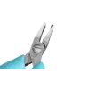 Distance cutter cuts wire to a length of 1.0 mm