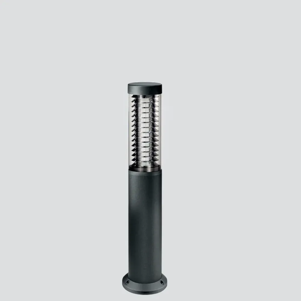 Maxima 385F2/WR8.PT-Small Poles - Bollard H. 1000 with louvre