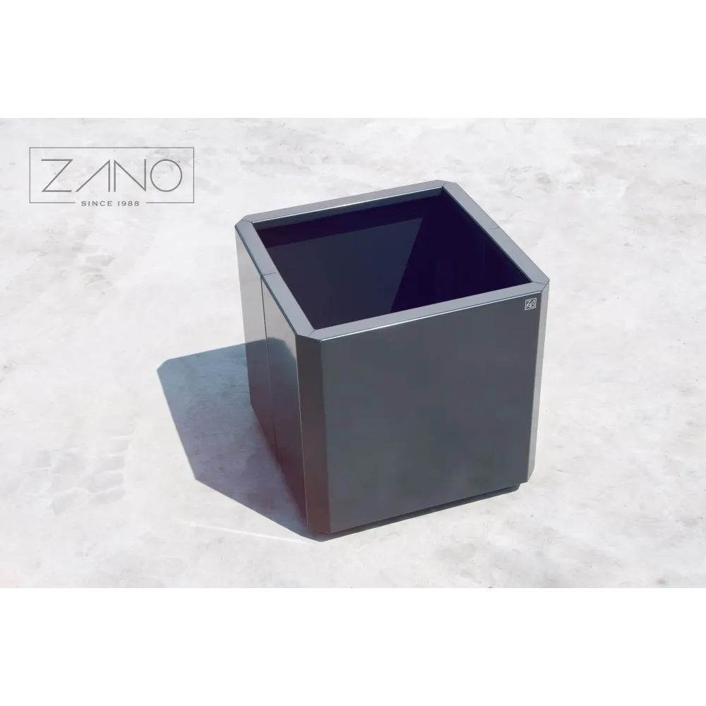Stilo Planter