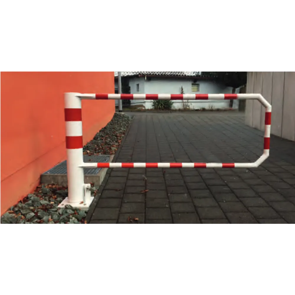 Rotating road barrier