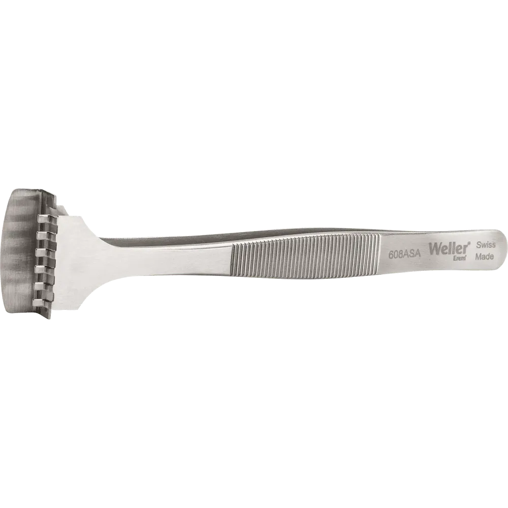 Wafer tweezers with flat lower blade