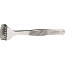Wafer tweezers with flat lower blade