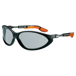 uvex cybric side arm spectacles extremely scratch and chemical resistant on both sides